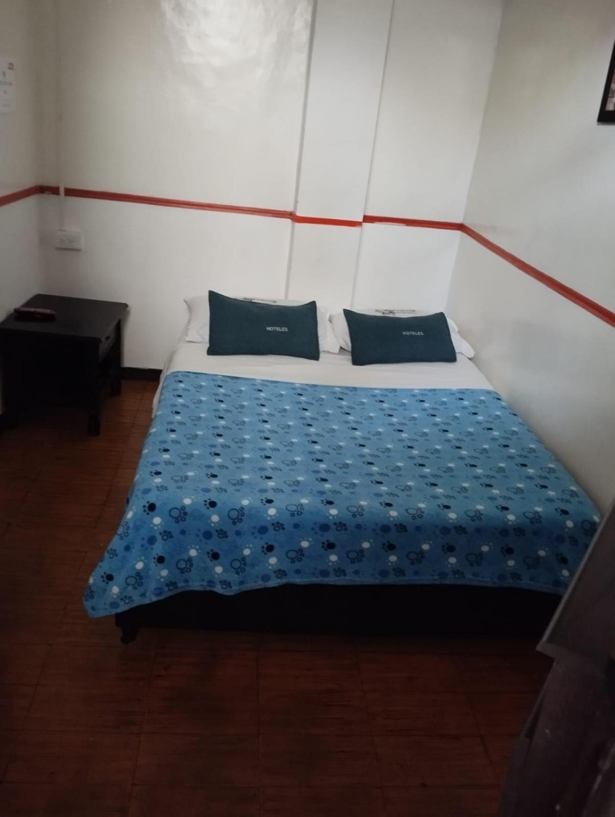 Hotel Colonial Armenia Ro 외부 사진