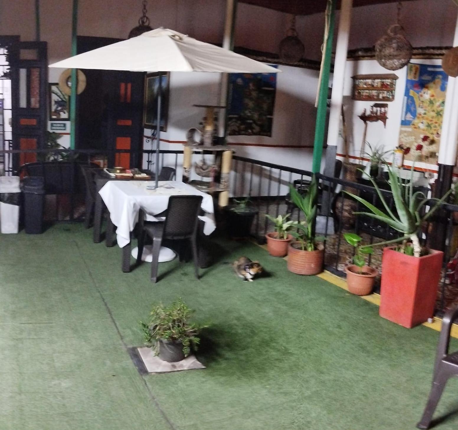 Hotel Colonial Armenia Ro 외부 사진