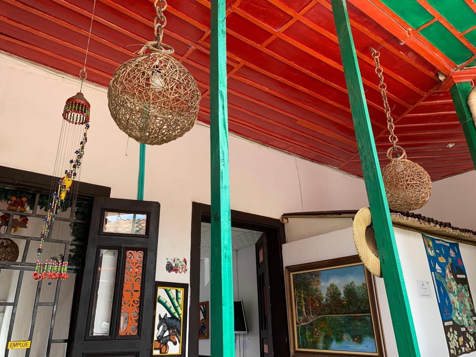 Hotel Colonial Armenia Ro 외부 사진