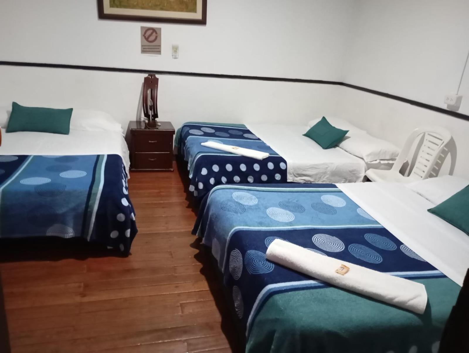Hotel Colonial Armenia Ro 외부 사진